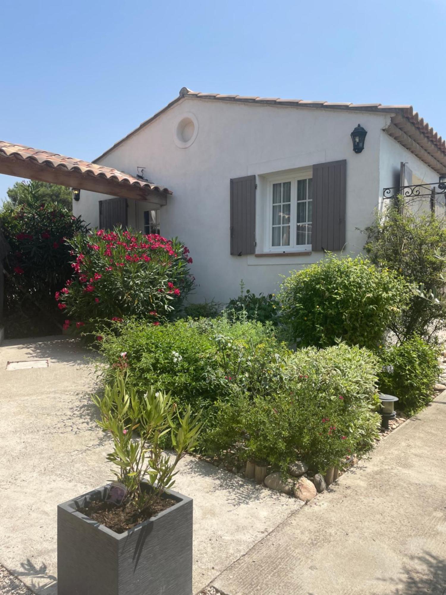 Villa Le Luberon Mérindol Exterior photo